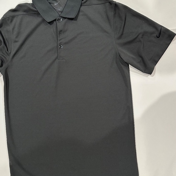 Nike Polo T-Shirt‎ - Size S. - Picture 5 of 12